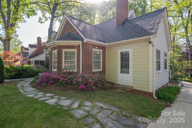 Property image 3 at 1220 Oakwood Avenue, Gastonia, NC 28052