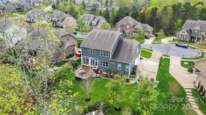 Property image 4 at 13713 Sunset Bluffs Circle, Huntersville, NC 28078