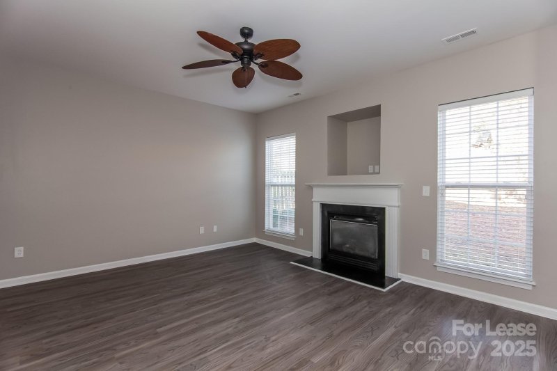 Property image 4 at 536 Stillgreen Lane, Charlotte, NC 28214