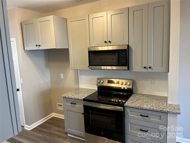 Property image 5 at 2006 Cramerton Village Drive, Cramerton, NC 28032