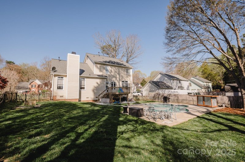 Property image 5 at 8718 Canter Post Drive, Charlotte, NC 28216