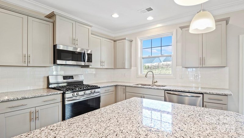 Property image 4 at 606 Fox Cove Road, Hendersonville, NC 28792