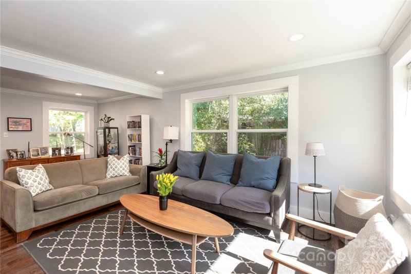 Property image 4 at 2404 Finchley Drive, Charlotte, NC 28215