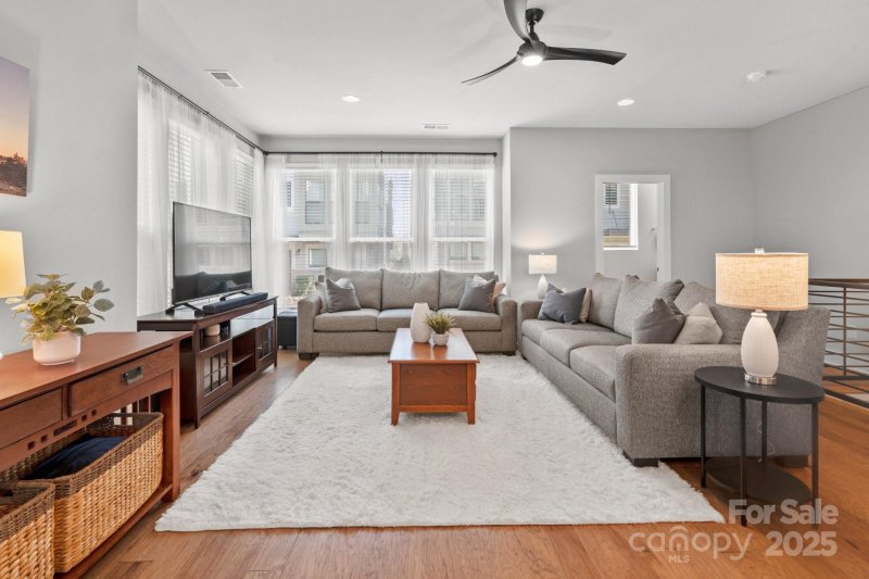 Property image 4 at 324 Uptown West Drive, Charlotte, NC 28208