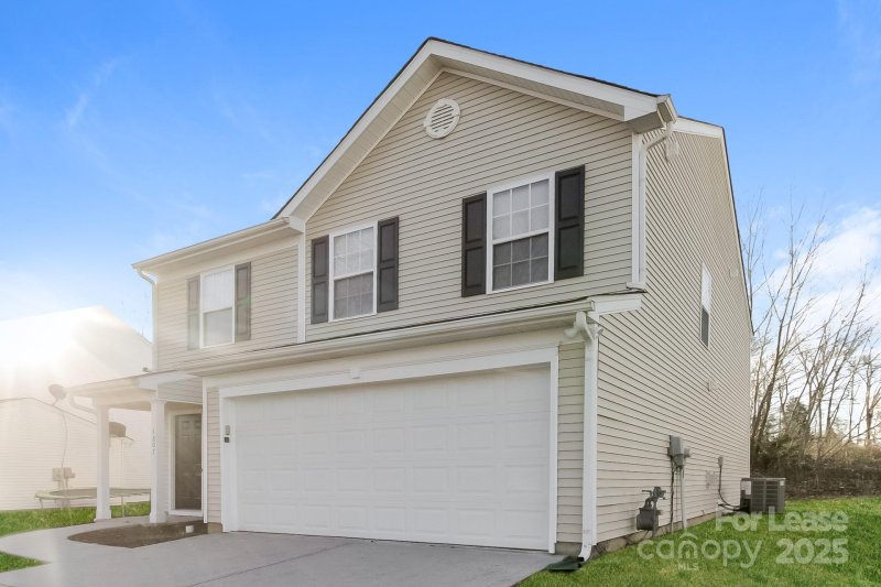 Property image 5 at 1807 Long Paw Lane, Charlotte, NC 28214