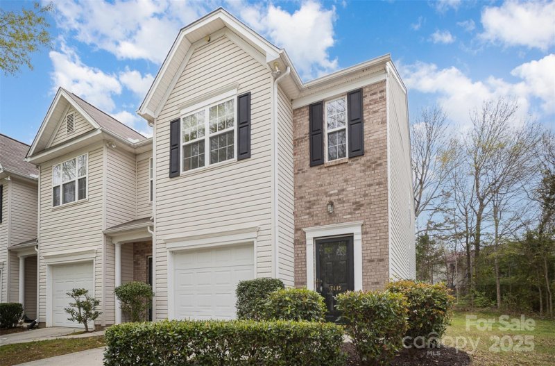 Property image 2 at 7445 Abigail Glen Drive, Charlotte, NC 28212