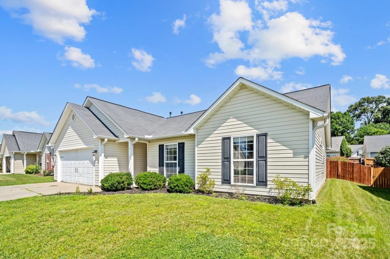 Property image 2 at 160 Lumber River Road, Fletcher, NC 28732