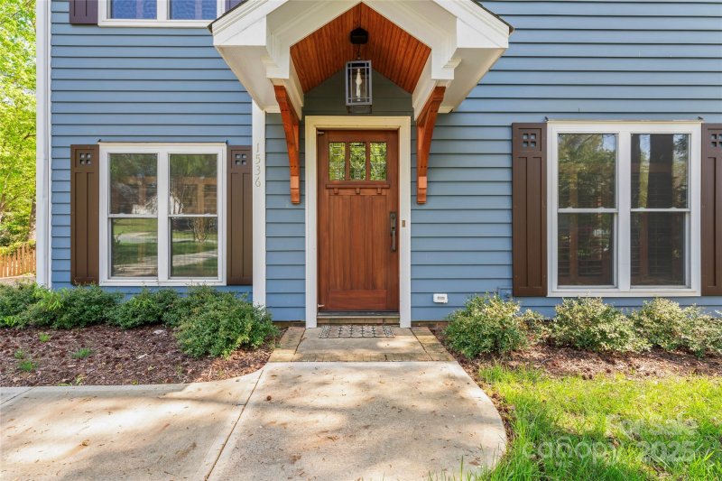 Property image 2 at 1536 Bear Mountain Road, Charlotte, NC 28214