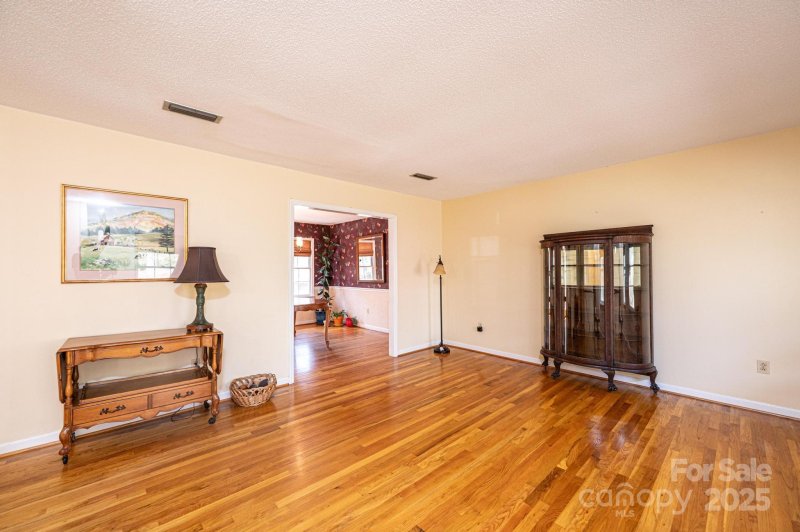 Property image 4 at 5451 Gunpowder Drive, Hickory, NC 28601