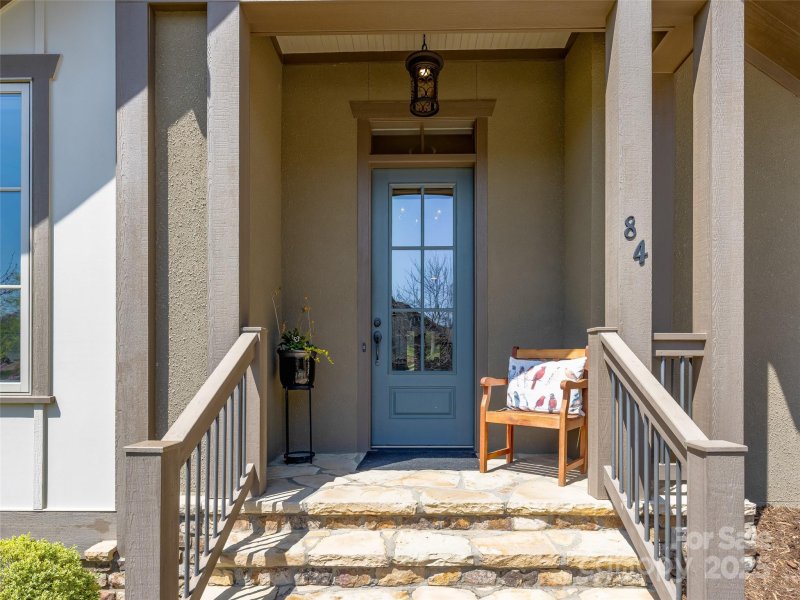 Property image 2 at 84 Chantilly Drive, Asheville, NC 28804