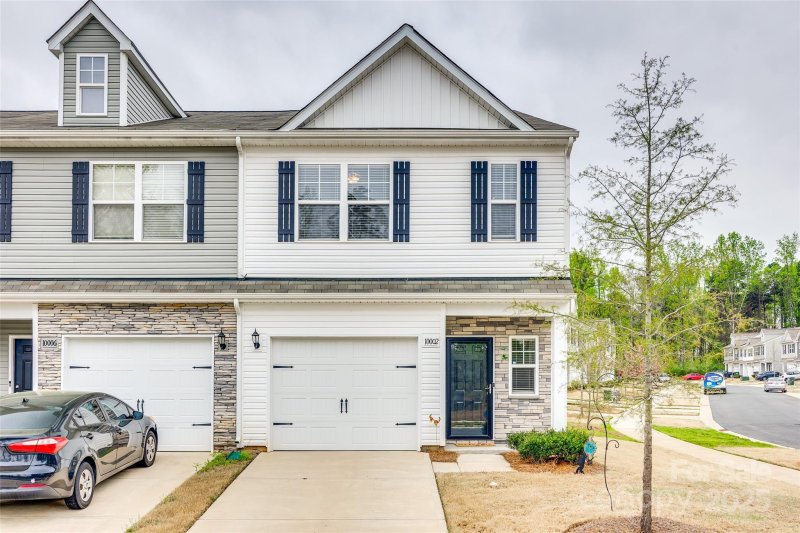 10002 Brittondale Lane