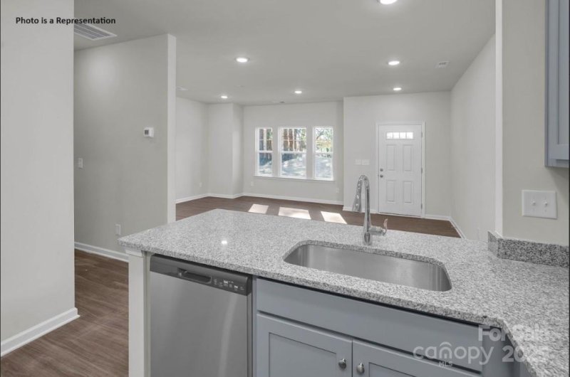 Property image 3 at 463 Shasta Street, Gastonia, NC 28052