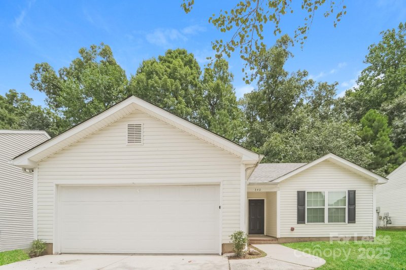 Property image 3 at 340 Graham Meadow Drive, Charlotte, NC 28213