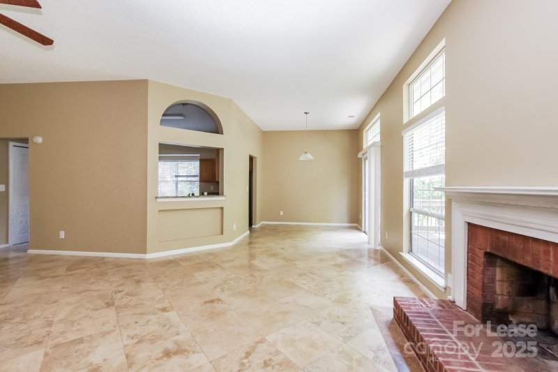 Property image 4 at 2941 Walsingham Court, Matthews, NC 28105