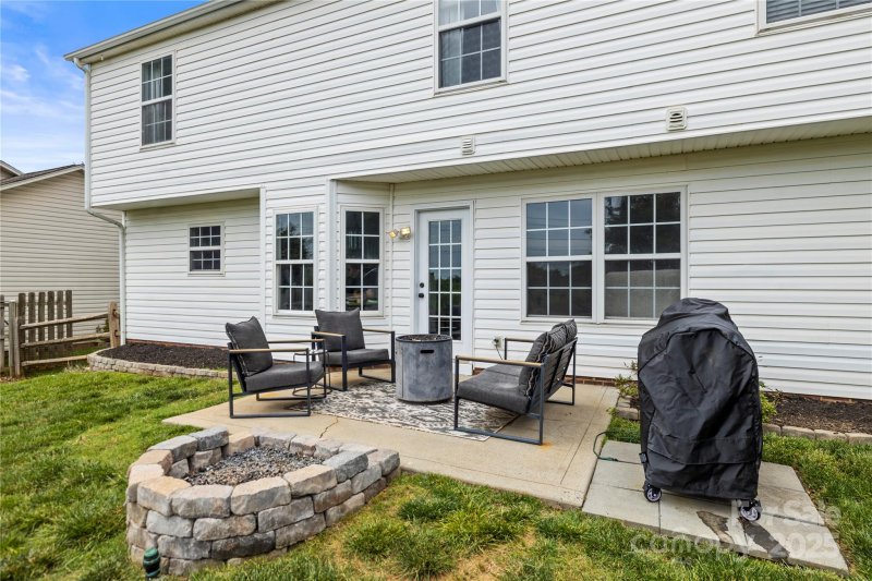 Property image 3 at 5549 Lemley Road, Concord, NC 28027