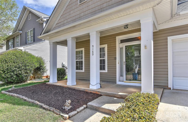 Property image 3 at 9189 Glenashley Drive, Cornelius, NC 28031