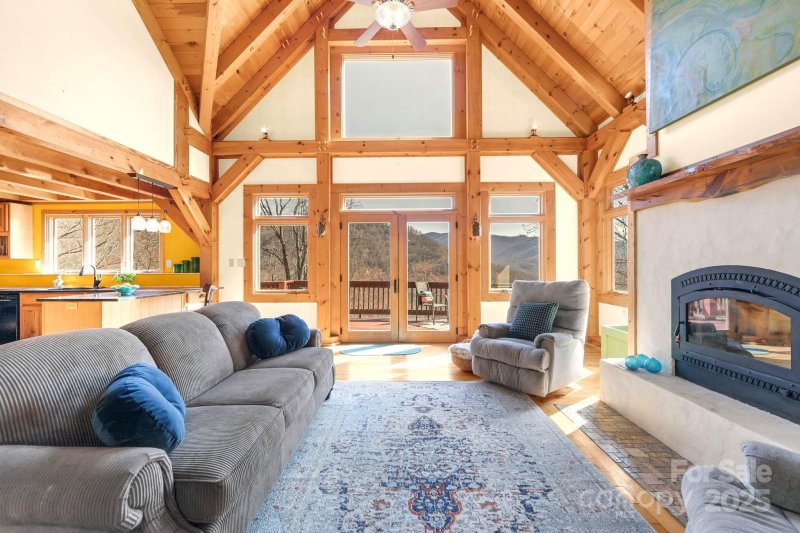 Property image 3 of 35 Great Aspen Way in Laurel Ridge, Black Mountain, NC 28711