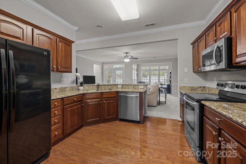 Property image 3 at 5216 Berkeley View Circle, Charlotte, NC 28277