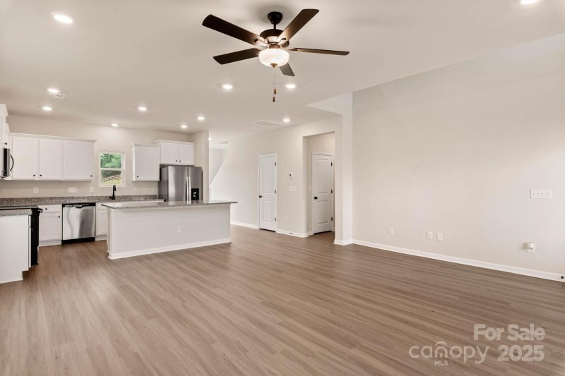 Property image 2 at 4040 Bolo Drive, Charlotte, NC 28215