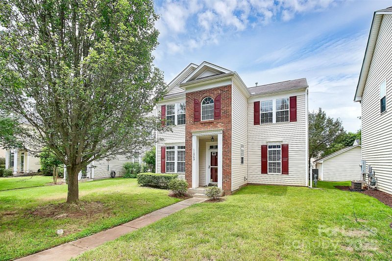 Property image 2 at 11263 Heritage Green Drive, Cornelius, NC 28031