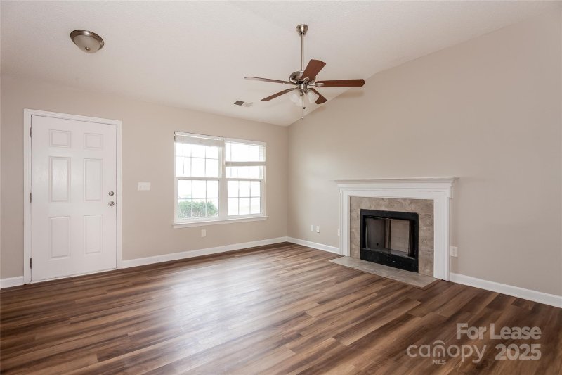 Property image 4 at 235 Kingville Drive, Charlotte, NC 28213