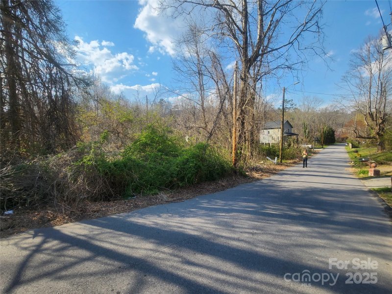 Property image 2 at 10 Whitson Road, Asheville, NC 28805