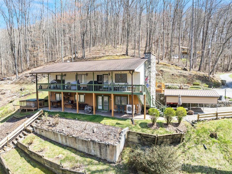 Knob Hill, Sylva Community