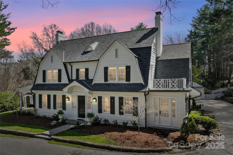 Property image 4 at 28 Cedarcliff Road, Asheville, NC 28803