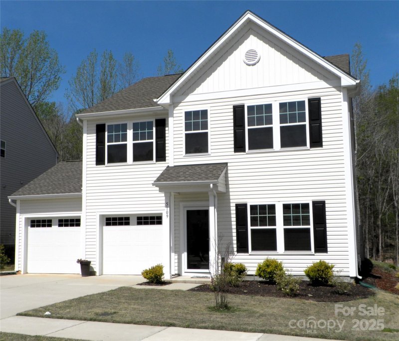 Property image 2 at 5109 Arbordale Way, Mount Holly, NC 28120