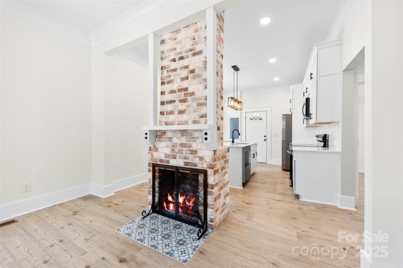 Property image 5 at 103 Park Avenue, Mount Holly, NC 28120