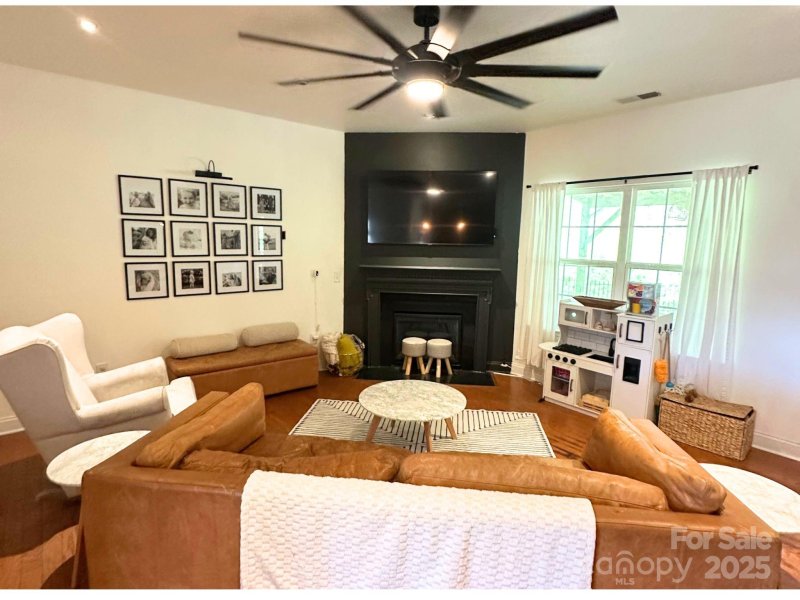 Property image 4 at 1814 Woods Lane, Denver, NC 28037