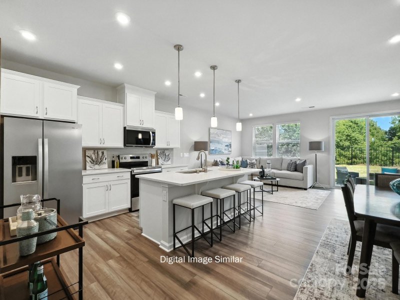 Property image 5 of 7144 Hodges Meadow Lane in Bailey Run, Charlotte, NC 28213