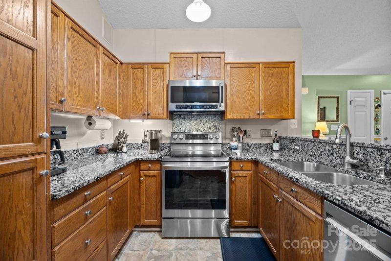 Property image 5 at 117 Heath Lane, Mooresville, NC 28117