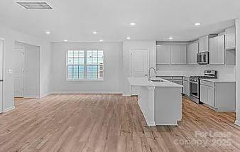 Property image 3 at 13124 Hampton Bay Lane, Charlotte, NC 28262