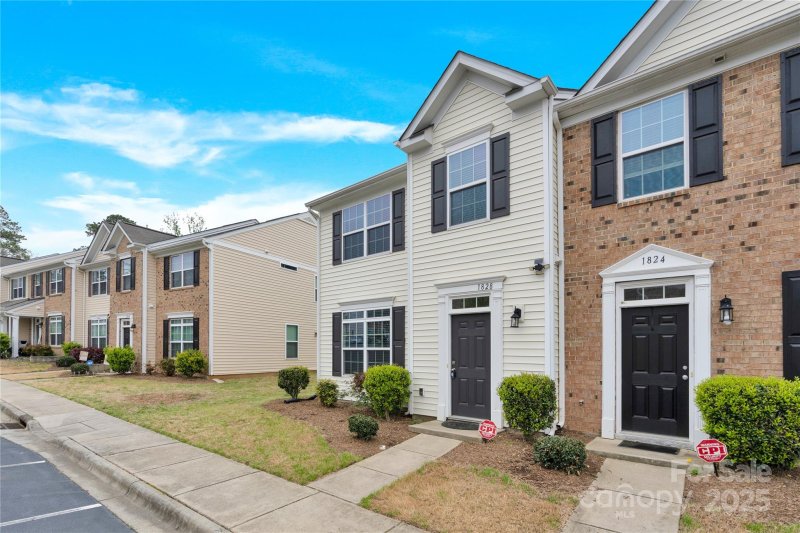 Property image 2 of 1828 Aston Mill Place in The Mews at Laurel Valley, Charlotte, NC 28273