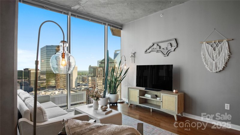 Property image 3 at 210 N Church Street, Charlotte, NC 28202