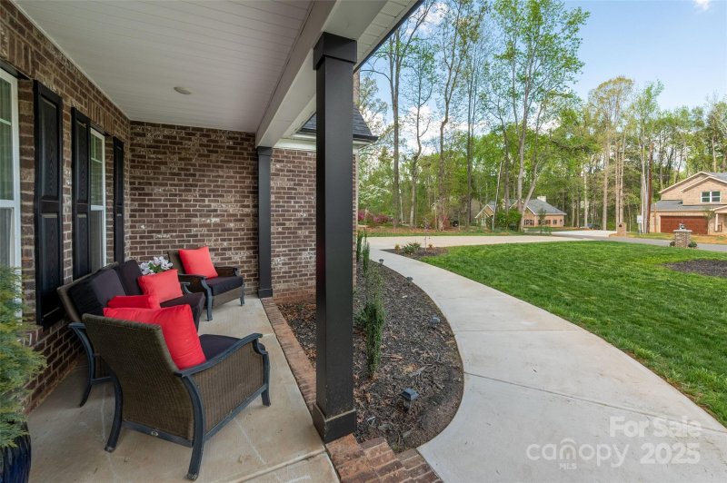 Property image 4 at 8209 Bella Vista Court, Charlotte, NC 28216