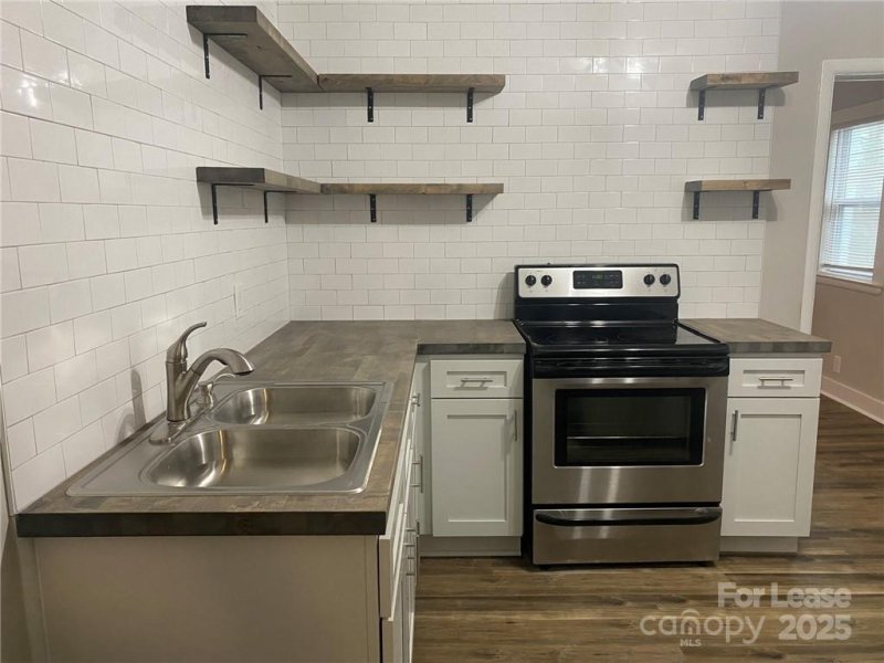 Property image 3 at 3128 3130 Ridge Avenue, Charlotte, NC 28208