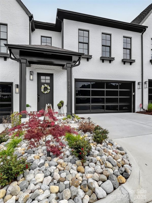 Providence, Charlotte Community