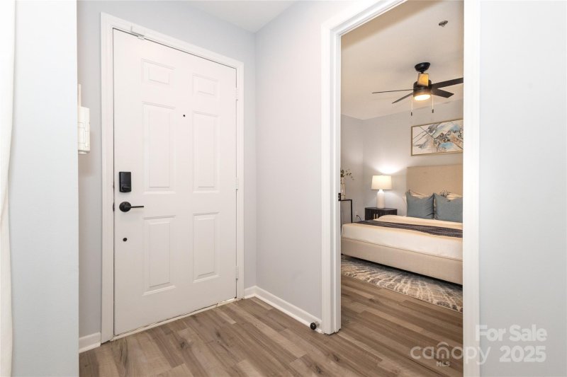 Property image 4 at 501 Olmsted Park Place, Charlotte, NC 28203