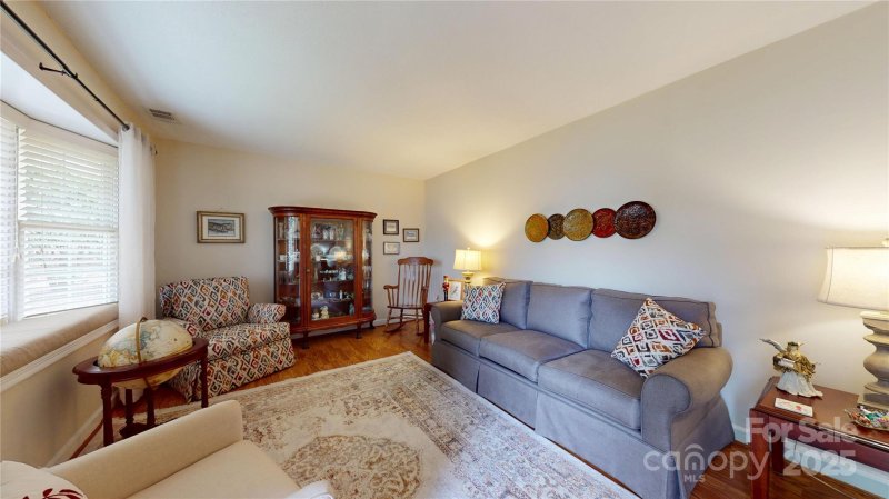 Property image 4 at 7626 Surreywood Place, Charlotte, NC 28270