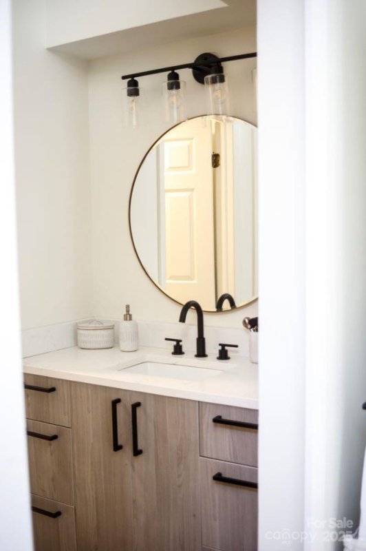 Property image 3 at 6718 Rollingridge Drive, Charlotte, NC 28211