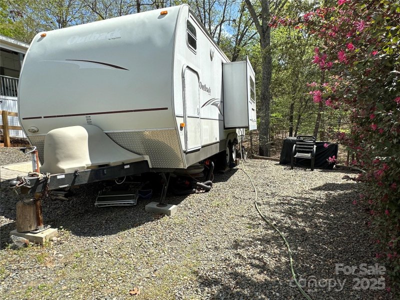 Property image 3 of 117 Deerfield Drive in Badin Shores Resort, New London, NC 28127