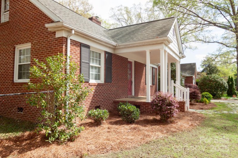 Property image 4 at 920 N Sixth Street, Albemarle, NC 28001