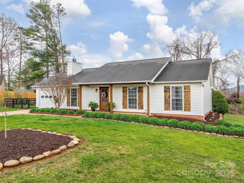 Property image 3 at 108 Sandpiper Court, Fletcher, NC 28732