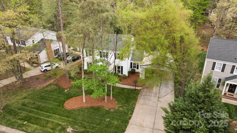 Property image 2 at 9319 Harps Mill Court, Charlotte, NC 28270