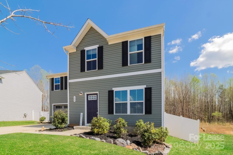 Property image 5 at 103 Crownpiece Street, Troutman, NC 28166