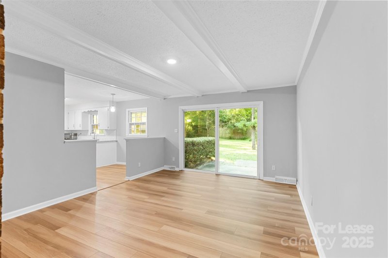 Property image 5 at 2122 Knickerbocker Drive, Charlotte, NC 28215