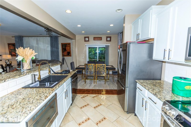 Property image 5 at 2922 Deep Cove Drive, Concord, NC 28027