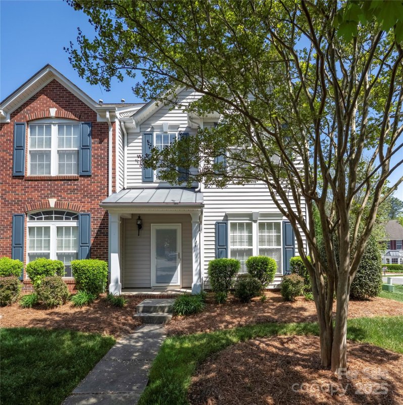 Property image 5 of 121 Talbert Town Loop in Talbert Townes, Mooresville, NC 28117